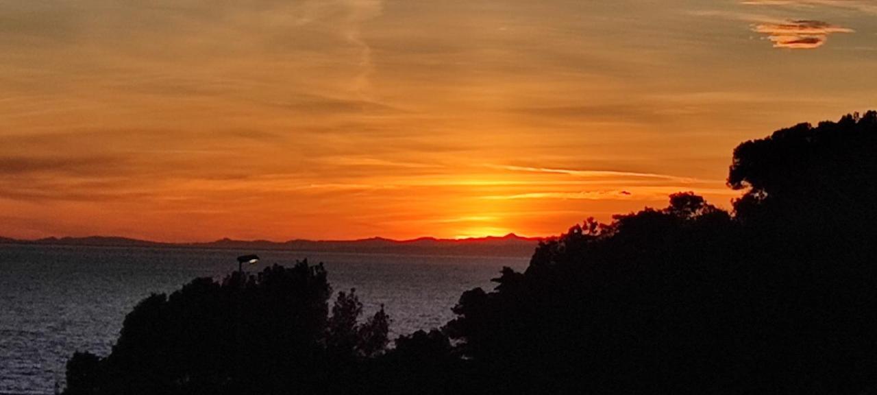 Apartamento Con Vistas Al Mar Salou Exteriör bild